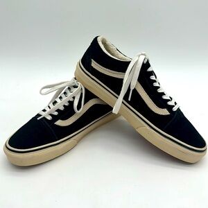 Vans Shoes Old Skool Black Suede Sherpa Lined Skate Sneakers Women’s 10 Mens 8.5